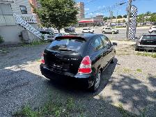 2010 Hyundai Accent LOW KMS / ICE COLD AC! 416-894-9099 Brian - Photo 2