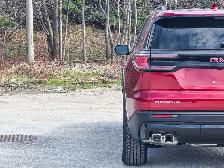 2026 GMC Acadia AT4- Trailering Pkg - Heated Seats and Steering - Photo 14