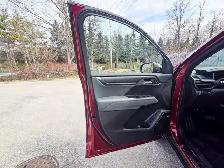 2026 GMC Acadia AT4- Trailering Pkg - Heated Seats and Steering - Photo 22