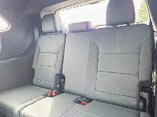 2026 GMC Acadia AT4- Trailering Pkg - Heated Seats and Steering - Photo 27