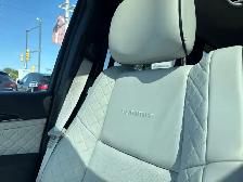 2021 Jeep Grand Cherokee Summit Summit! Loaded! Well Maintained! - Photo 18