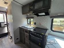 2025 Sunset Park RV Sunlite 16BH - Photo 9