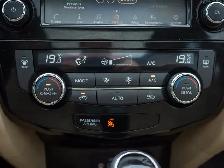 2020 Nissan Rogue - Seat Memory | Cross-Traffic Alert - Photo 55