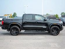 2025 GMC Canyon Elevation- Rear All-Terrain Tires | Steering - Photo 9