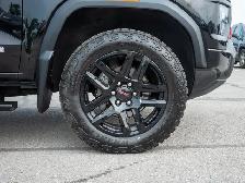 2025 GMC Canyon Elevation- Rear All-Terrain Tires | Steering - Photo 11