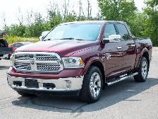 2017 Ram 1500 Laramie - Multi-Zone A/C | Power Seats - Photo 4