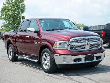 2017 Ram 1500 Laramie - Multi-Zone A/C | Power Seats - Photo 10