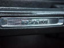2017 Ram 1500 Laramie - Multi-Zone A/C | Power Seats - Photo 44