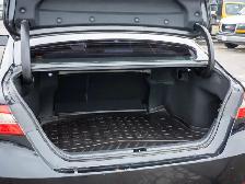 2020 Toyota Camry SE - Steering Wheel Audio Controls - Photo 18