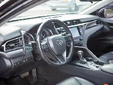 2020 Toyota Camry SE - Steering Wheel Audio Controls - Photo 29