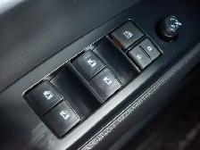 2020 Toyota Camry SE - Steering Wheel Audio Controls - Photo 35