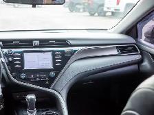2020 Toyota Camry SE - Steering Wheel Audio Controls - Photo 41