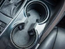 2020 Toyota Camry SE - Steering Wheel Audio Controls - Photo 52