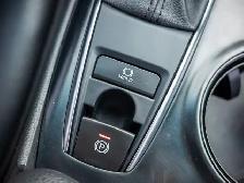 2020 Toyota Camry SE - Steering Wheel Audio Controls - Photo 54