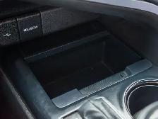 2020 Toyota Camry SE - Steering Wheel Audio Controls - Photo 56