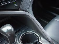 2020 Toyota Camry SE - Steering Wheel Audio Controls - Photo 58