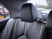 2020 Toyota Camry SE - Steering Wheel Audio Controls - Photo 62