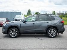 2021 Toyota RAV4 XLE - Photo 5