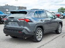 2021 Toyota RAV4 XLE - Photo 8