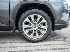 2021 Toyota RAV4 XLE - Photo 11