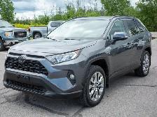 2021 Toyota RAV4 XLE - Photo 14