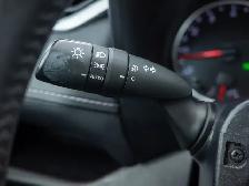 2021 Toyota RAV4 XLE - Photo 18