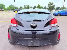 2015 Hyundai Veloster RE:FLEX 3dr Hatchback w/Red Interior (1.6L - Photo 5