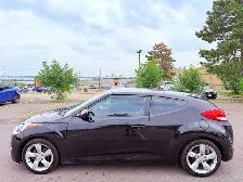 2015 Hyundai Veloster RE:FLEX 3dr Hatchback w/Red Interior (1.6L - Photo 7