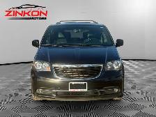2015 Chrysler Town & Country S | CLEAN CARFAX | NAVI | BACK-UP C - Photo 8