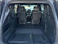 2015 Chrysler Town & Country S | CLEAN CARFAX | NAVI | BACK-UP C - Photo 18