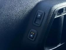 2015 Chrysler Town & Country S | CLEAN CARFAX | NAVI | BACK-UP C - Photo 20