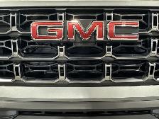 2026 GMC Canyon AT4 - Photo 8