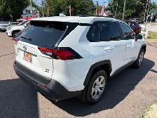 2021 Toyota RAV4 - Photo 6