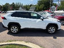 2021 Toyota RAV4 - Photo 7