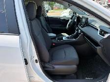 2021 Toyota RAV4 - Photo 16