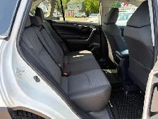2021 Toyota RAV4 - Photo 18