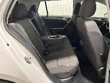Volkswagen Golf Comfortline 5 portes avec boîte automatique 2019 - Photo 16