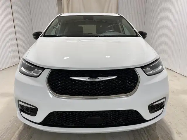 Chrysler Pacifica Touring-L TA 2024 à vendre