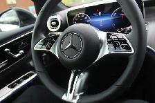 2026 Mercedes-Benz GLC GLC350e 4Mat plug-in hybrid panoramic nav - Photo 13