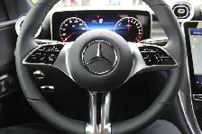 2026 Mercedes-Benz GLC GLC350e 4Mat plug-in hybrid panoramic nav - Photo 15
