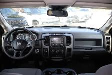 2016 RAM 1500 4WD Crew Cab 140.5' ST - Photo 17