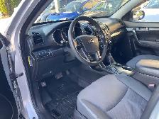 2012 Kia Sorento LX - Photo 11