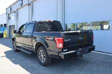 2017 Ford F-150 4WD SuperCrew 145' NAVI|PANO|CARPLAY|HEATED SEAT - Photo 4