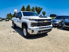 2025 Chevrolet Silverado 3500HD LT | Heated Seats - Photo 3