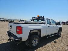 2018 GMC Sierra 2500HD - Photo 5