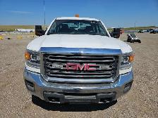 2018 GMC Sierra 2500HD - Photo 8