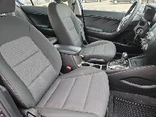 2018 Kia Forte - Photo 16