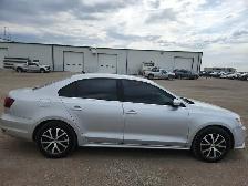 2016 Volkswagen Jetta - Photo 7