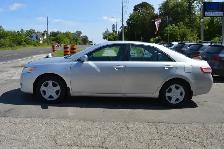 2011 Toyota Camry 4dr Sdn I4 Auto LE - Photo 2