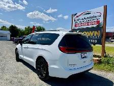 2025 Chrysler Pacifica LIMITED! CLEAN CARFAX! SAME DAY DELIVERY! - Photo 3